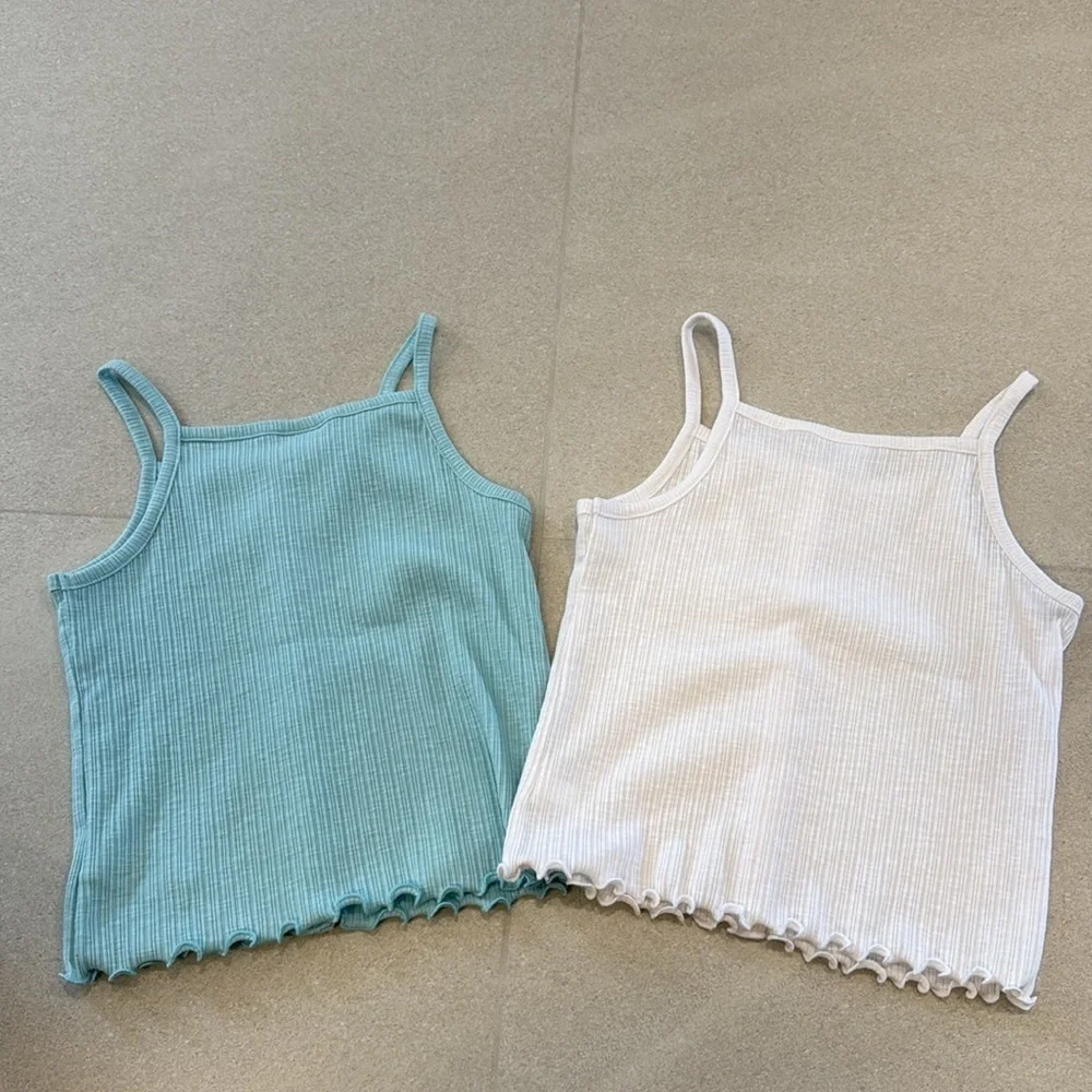 Old Navy Girls Ribbed Tanks (2pk)! NWOT